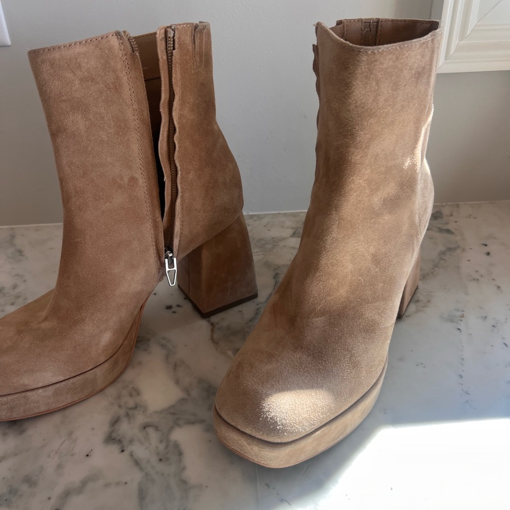Dolce Vita Tan Suede Platform Boots